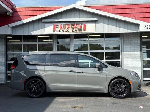 2022 Chrysler Pacifica Limited