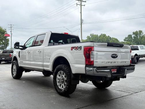 2017 Ford F-350 Lariat