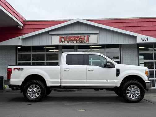 2017 Ford F-350 Lariat