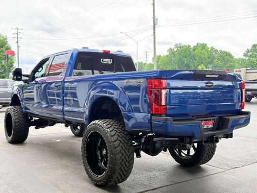 Atlas Blue Metallic 2022 Ford F-350 Lariat