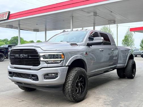 Billet Silver Metallic Clearcoat 2020 RAM 3500 Laramie Mega Cab 4x4 6'4' Box