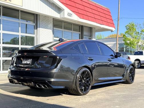 Black Diamond Tricoat 2024 Cadillac CT5-V V-Series Blackwing