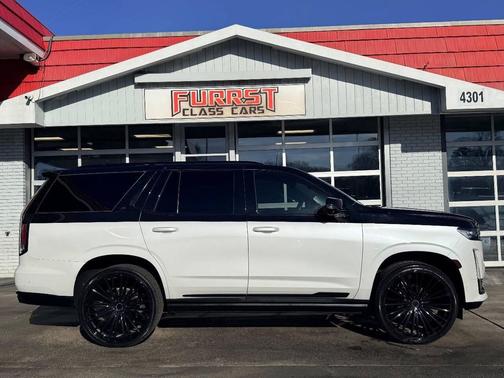 2021 Cadillac Escalade Sport