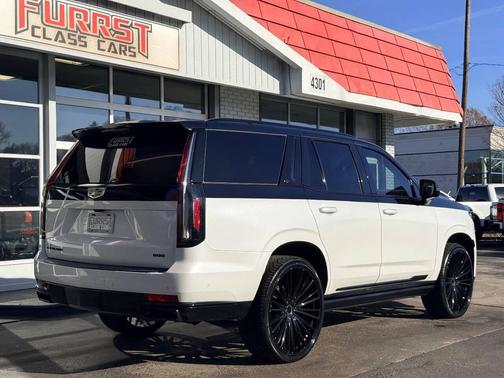 2021 Cadillac Escalade Sport