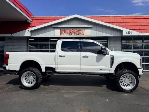 2023 Ford F-250 Platinum