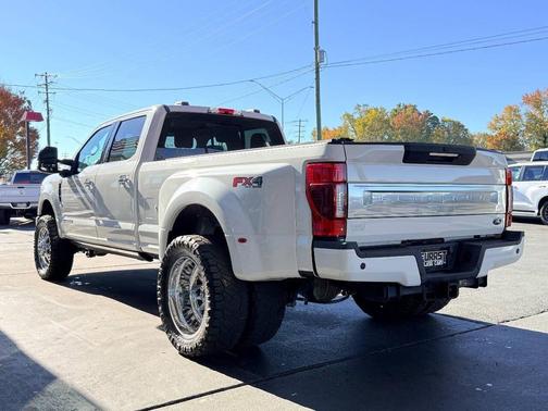 2022 Ford F-350 Platinum