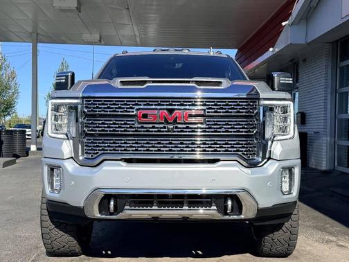 2023 GMC Sierra 2500 Denali