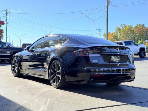 2021 Tesla Model S Plaid