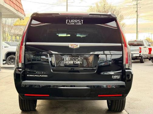 2018 Cadillac Escalade ESV Premium Luxury