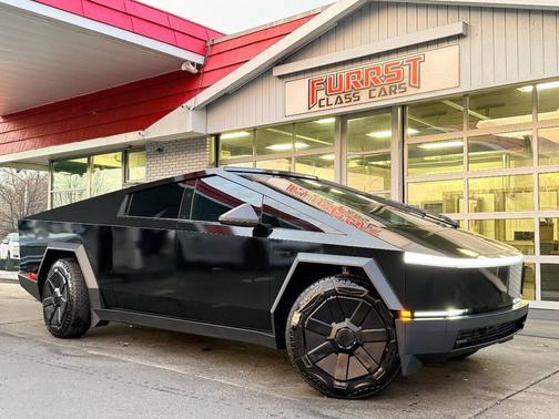 2024 Tesla Cybertruck Cyberbeast