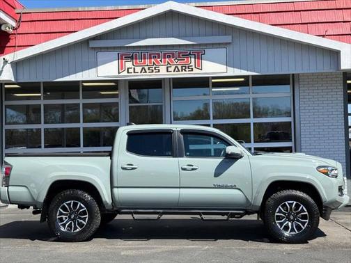2022 Toyota Tacoma TRD Sport