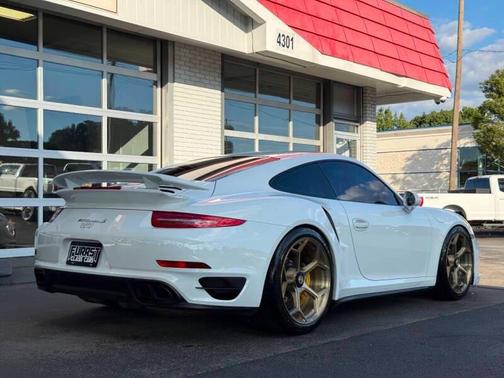 2015 Porsche 911 Turbo S