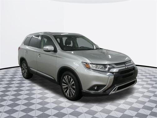 2020 Mitsubishi Outlander SEL