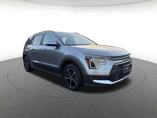 Steel Gray 2023 Kia Niro LX