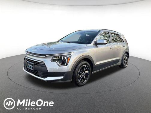 Steel Gray 2023 Kia Niro LX