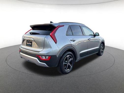 Steel Gray 2023 Kia Niro LX