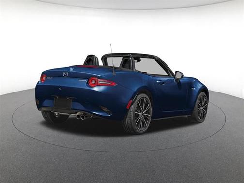 2026 Mazda MX-5 Miata Grand Touring