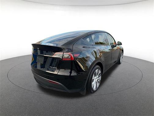 2024 Tesla Model Y Long Range Dual Motor All-Wheel Drive