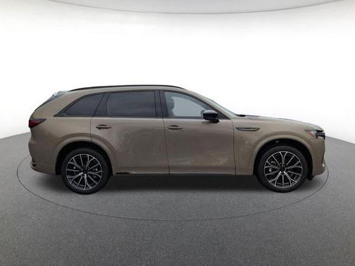 Zircon Sand Metallic 2026 Mazda CX-70 3.3 Turbo S Premium Plus