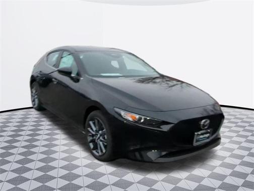 2025 Mazda Mazda3 FWD w/Preferred Package