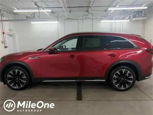 2024 Mazda CX-90 PHEV Premium Plus