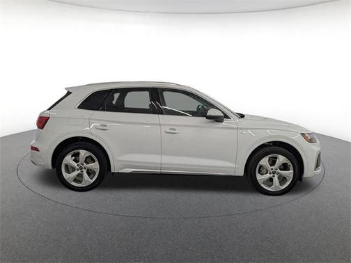 2025 Audi Q5 45 S line Premium Plus