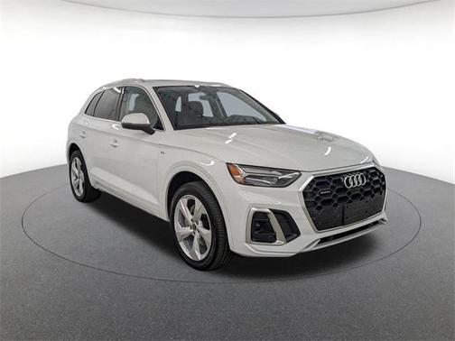 2025 Audi Q5 45 S line Premium Plus