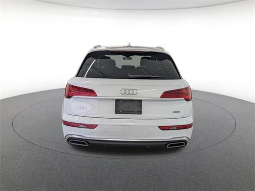 2025 Audi Q5 45 S line Premium Plus