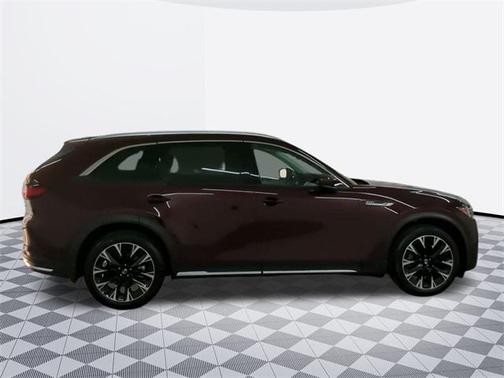 2024 Mazda CX-90 PHEV Premium Plus
