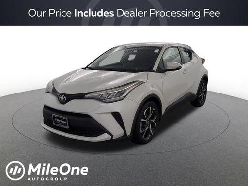 Blizzard Pearl 2020 Toyota C-HR XLE
