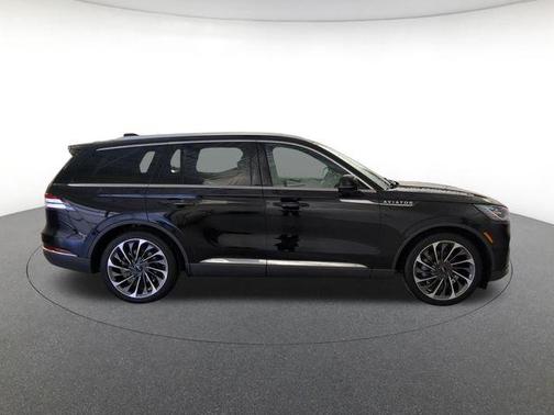 Black Metallic 2026 Lincoln Aviator Reserve AWD