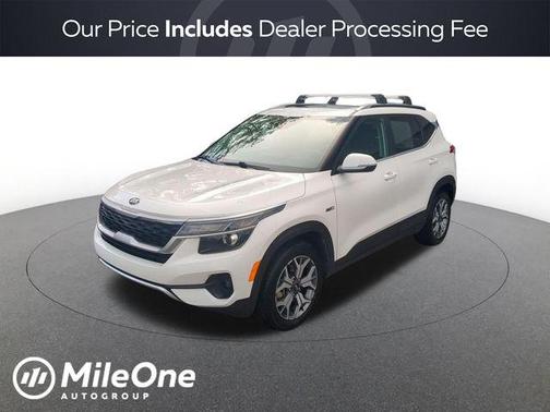 Snow White Pearl 2021 Kia Seltos EX