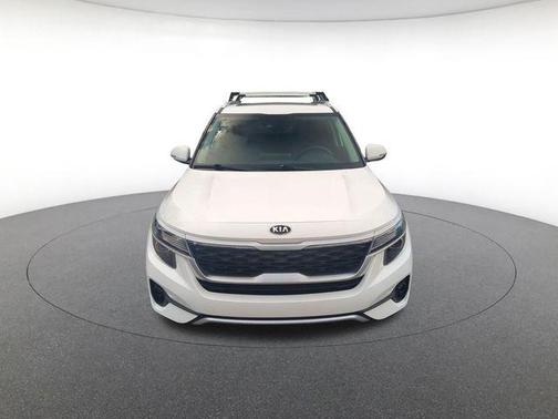 Snow White Pearl 2021 Kia Seltos EX