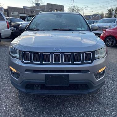 Billet Silver Metallic Clearcoat 2018 Jeep Compass Latitude