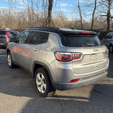 Billet Silver Metallic Clearcoat 2018 Jeep Compass Latitude