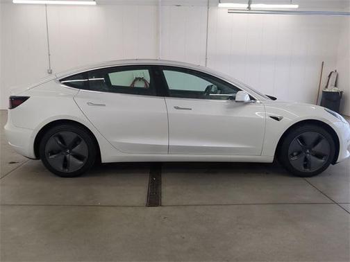 2020 Tesla Model 3 Standard Range Plus