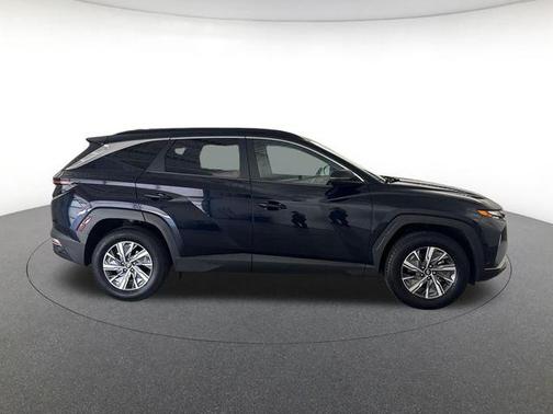 Deep Sea 2022 Hyundai TUCSON Hybrid Blue