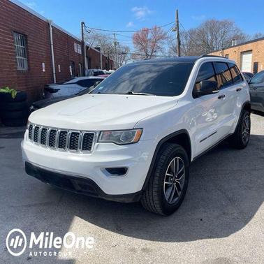 Bright White Clearcoat 2019 Jeep Grand Cherokee Limited