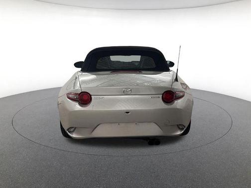 Platinum Quartz Metallic 2023 Mazda MX-5 Miata Sport