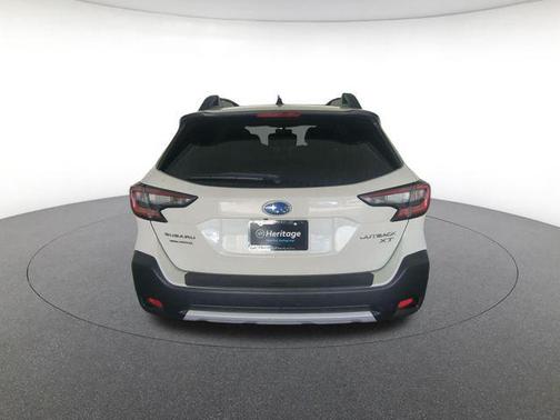 Crystal White Pearl 2023 Subaru Outback Limited XT