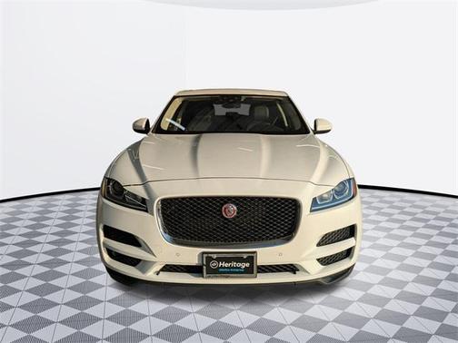 2019 Jaguar F-PACE 25t Premium