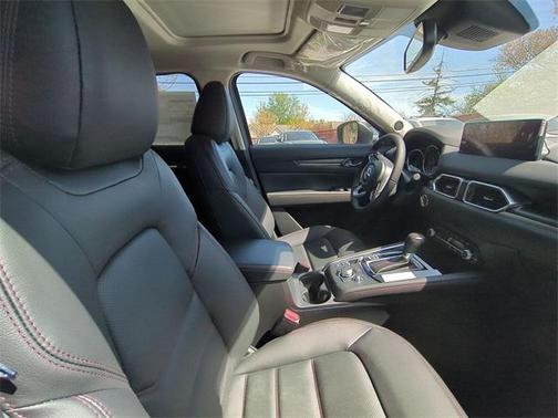 2025 Mazda CX-5 Carbon Edition