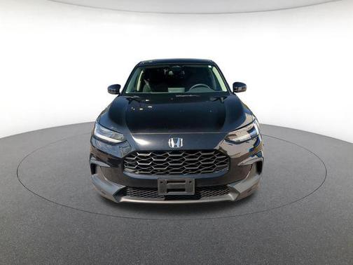 Crystal Black Pearl 2024 Honda HR-V LX