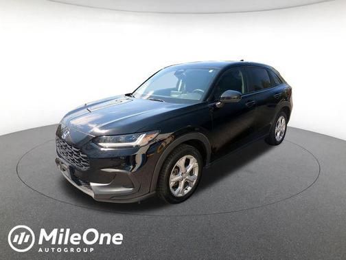 Crystal Black Pearl 2024 Honda HR-V LX