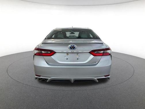 Celestial Silver Metallic 2022 Toyota Camry SE