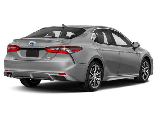 Celestial Silver Metallic 2022 Toyota Camry SE
