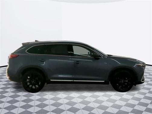 2023 Mazda CX-9 Carbon Edition