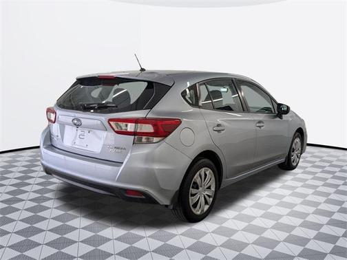 2017 Subaru Impreza 2.0i