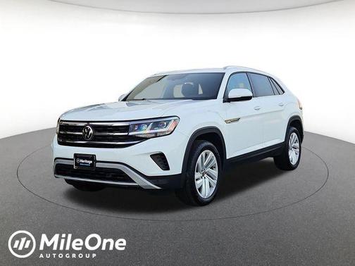 Pure White 2023 Volkswagen Atlas Cross Sport 3.6L V6 SE w/Technology
