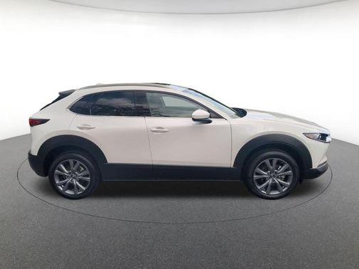 Snowflake White Pearl Mica 2025 Mazda CX-30 2.5 S Premium Package